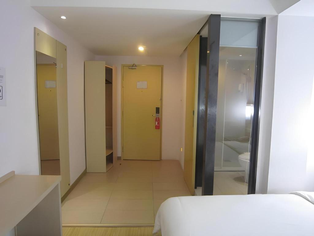 Hotel City Comfort Inn Puchong Exterior foto