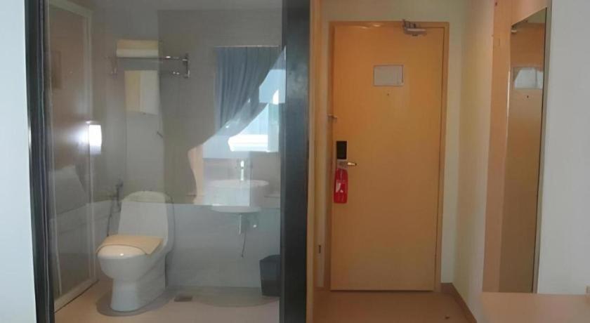 Hotel City Comfort Inn Puchong Exterior foto